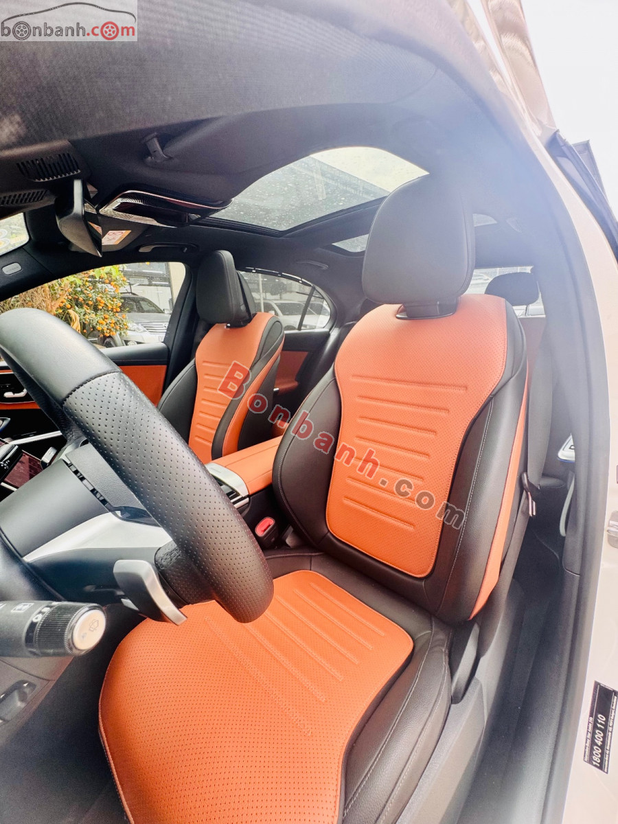 Bán ô tô Mercedes Benz C class C300 AMG - 2025 - xe cũ