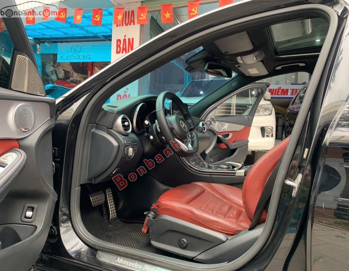 Bán ô tô Mercedes Benz C class C300 AMG - 2017 - xe cũ