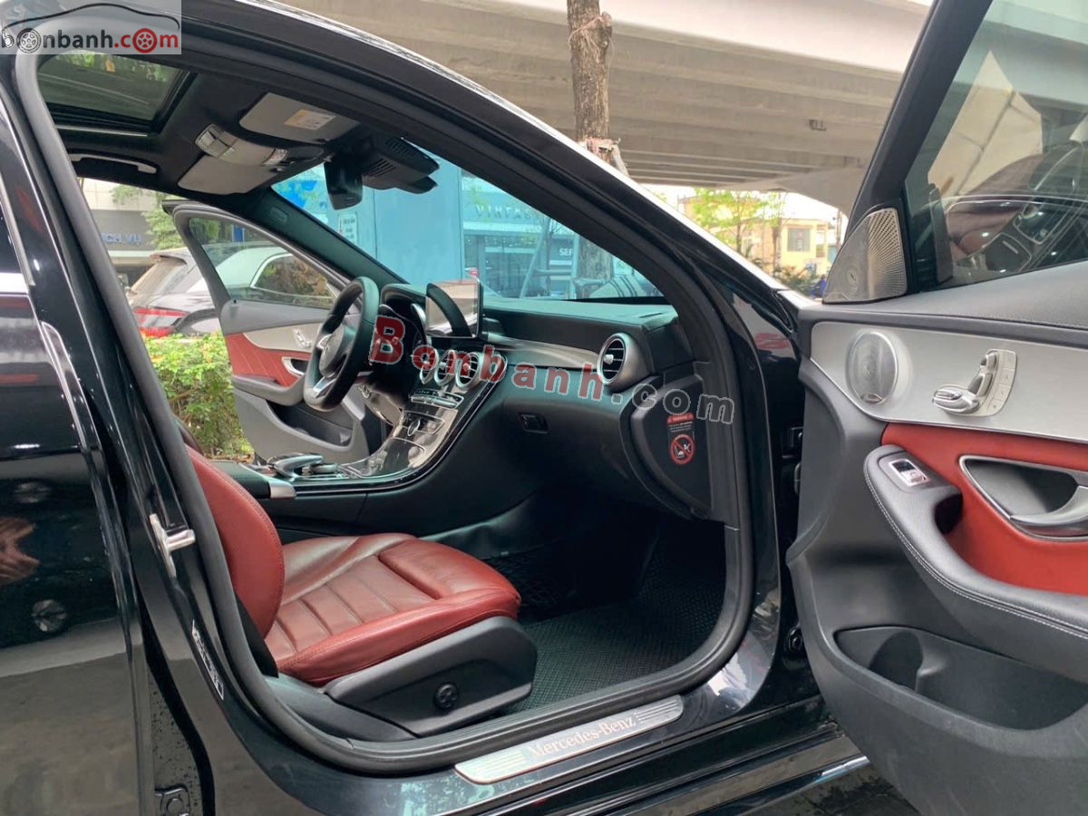 Bán ô tô Mercedes Benz C class C300 AMG - 2017 - xe cũ