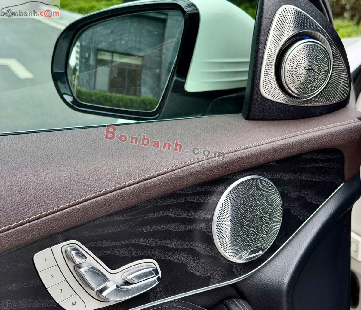 Bán ô tô Mercedes Benz GLC 300 4Matic - 2016 - xe cũ