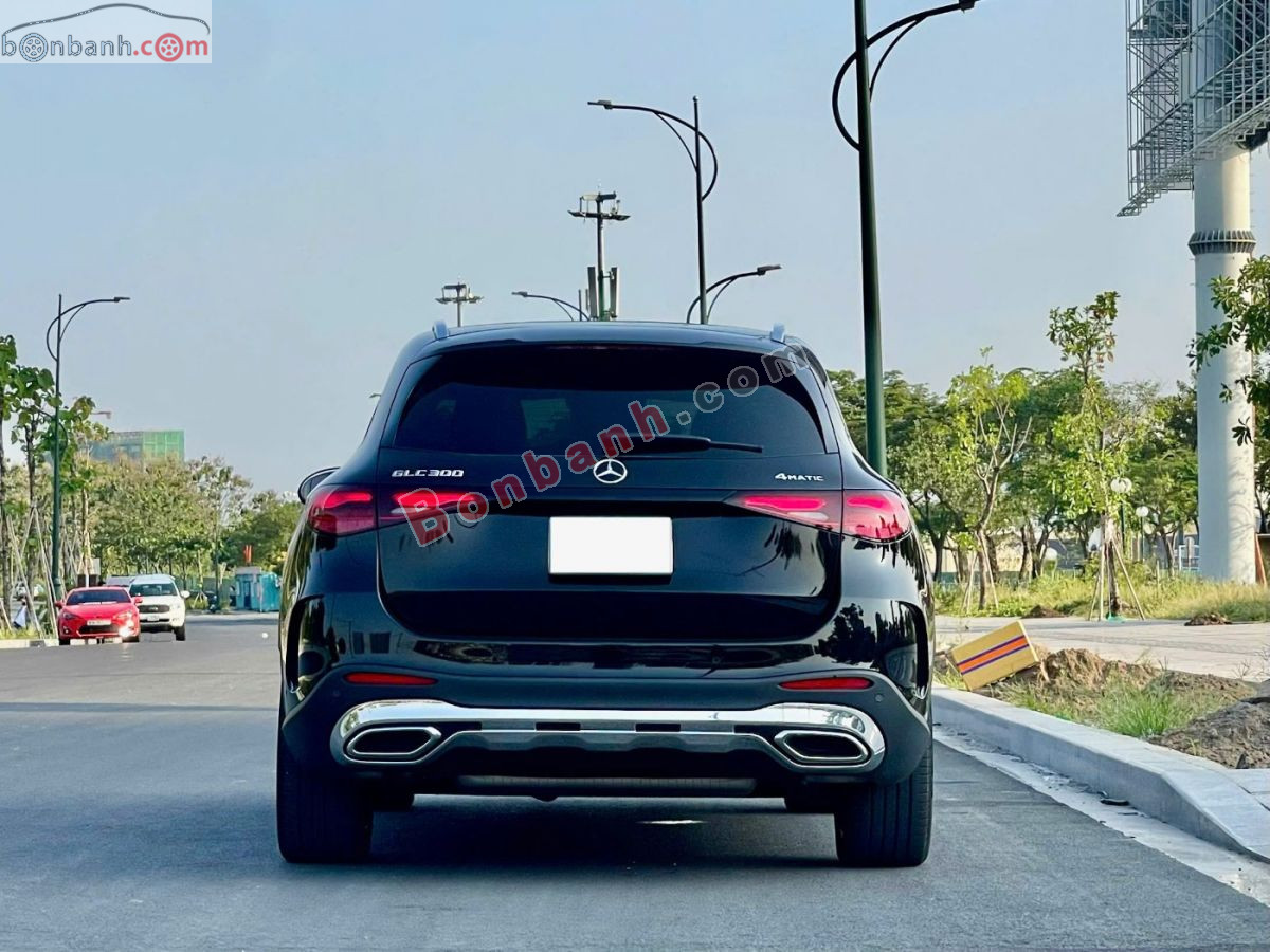 Bán ô tô Mercedes Benz GLC 300 4Matic - 2023 - xe cũ
