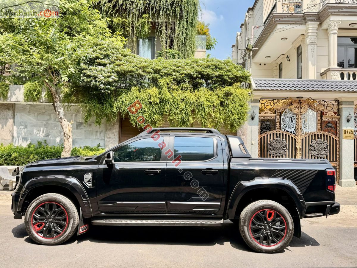 Bán ô tô Ford Ranger Stormtrak 2.0L 4x4 AT - 2024 - xe cũ