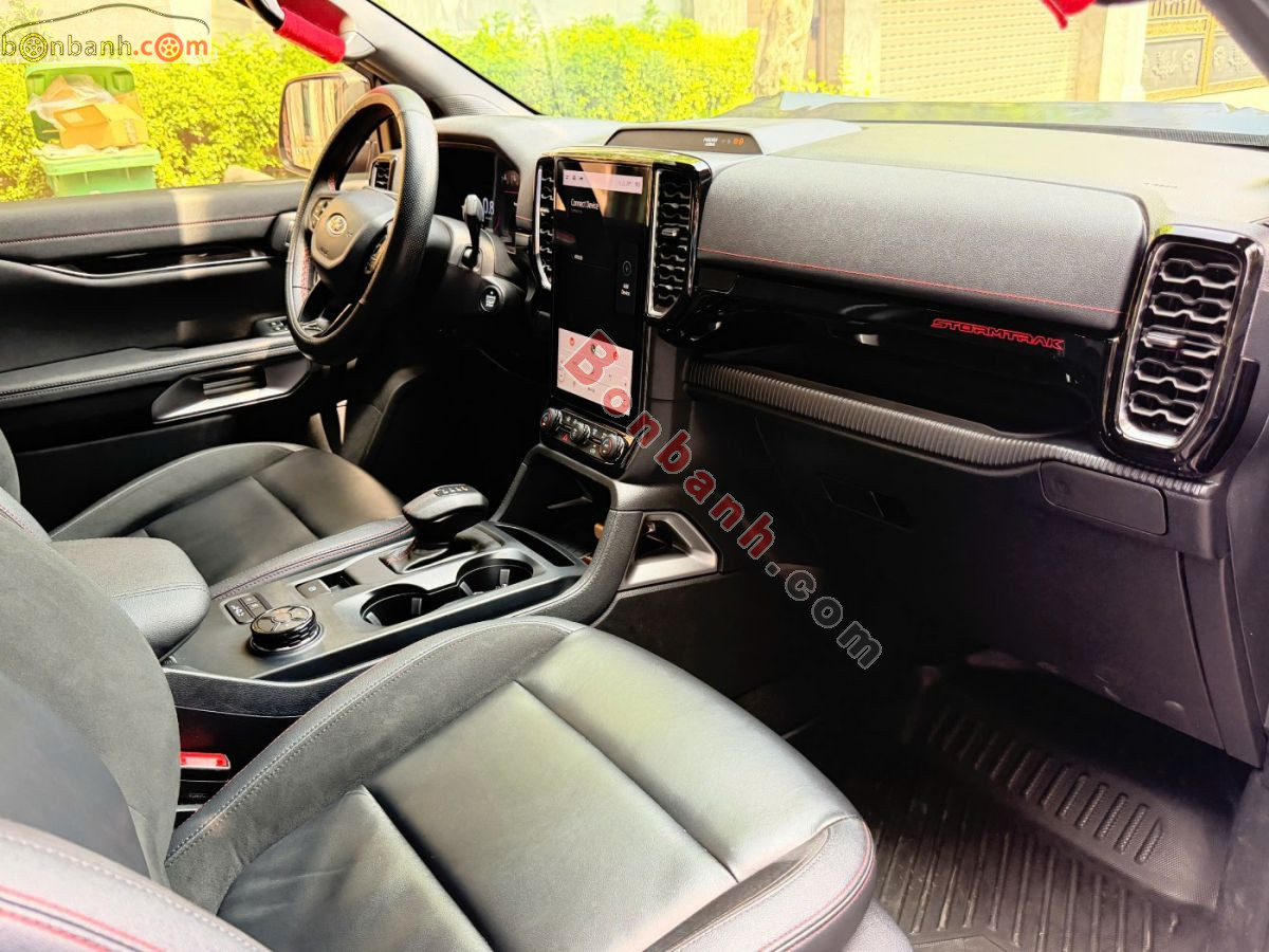 Bán ô tô Ford Ranger Stormtrak 2.0L 4x4 AT - 2024 - xe cũ