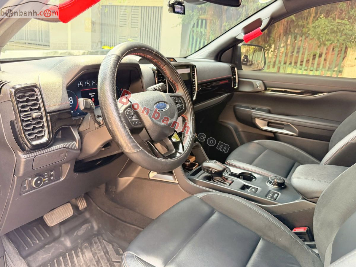 Bán ô tô Ford Ranger Stormtrak 2.0L 4x4 AT - 2024 - xe cũ