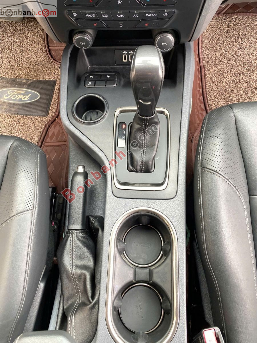 Bán ô tô Ford Everest Titanium 2.2L 4x2 AT - 2016 - xe cũ