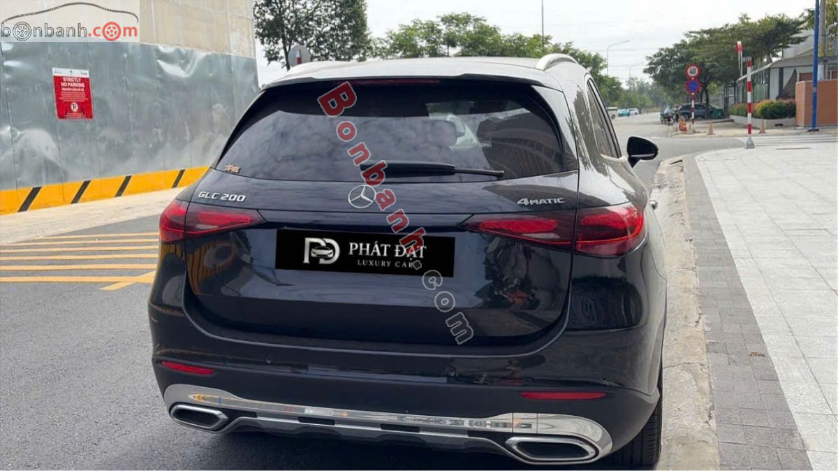 Bán ô tô Mercedes Benz GLC 200 4Matic - 2023 - xe cũ