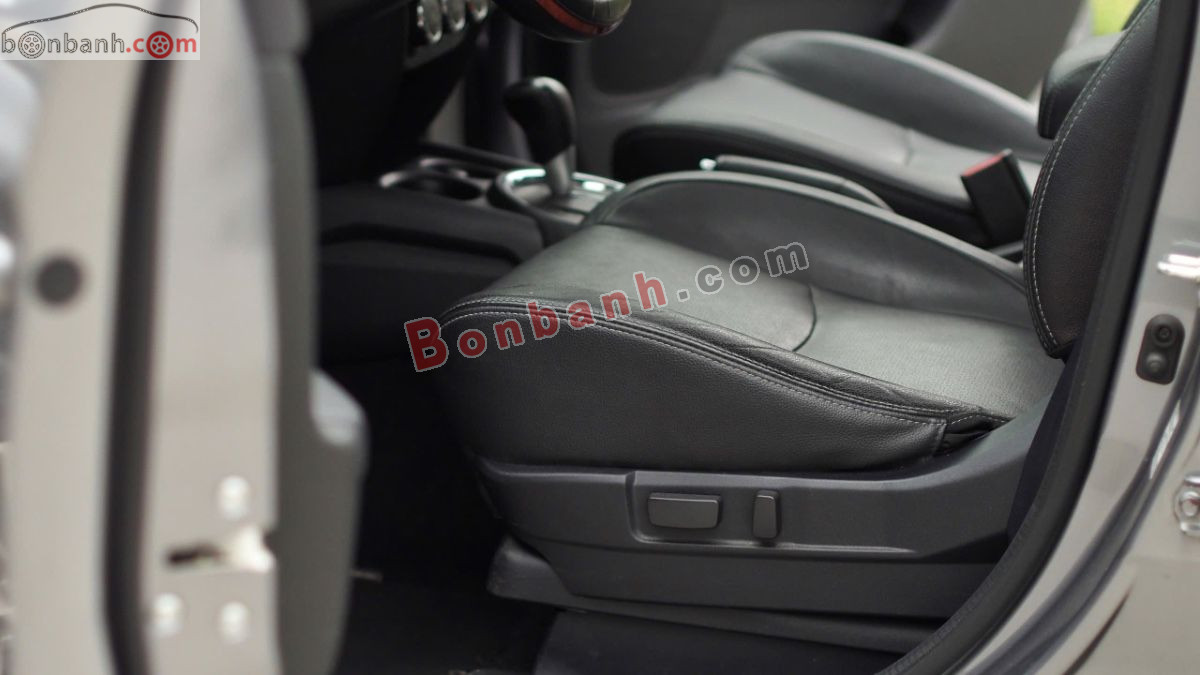 Bán ô tô Mitsubishi Outlander Sport 2.0 CVT Premium - 2016 - xe cũ