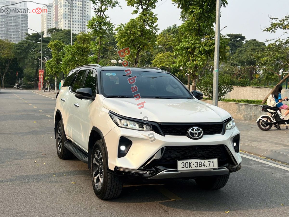 Bán ô tô Toyota Fortuner Legender 2.4L 4x2 AT - 2022 - xe cũ