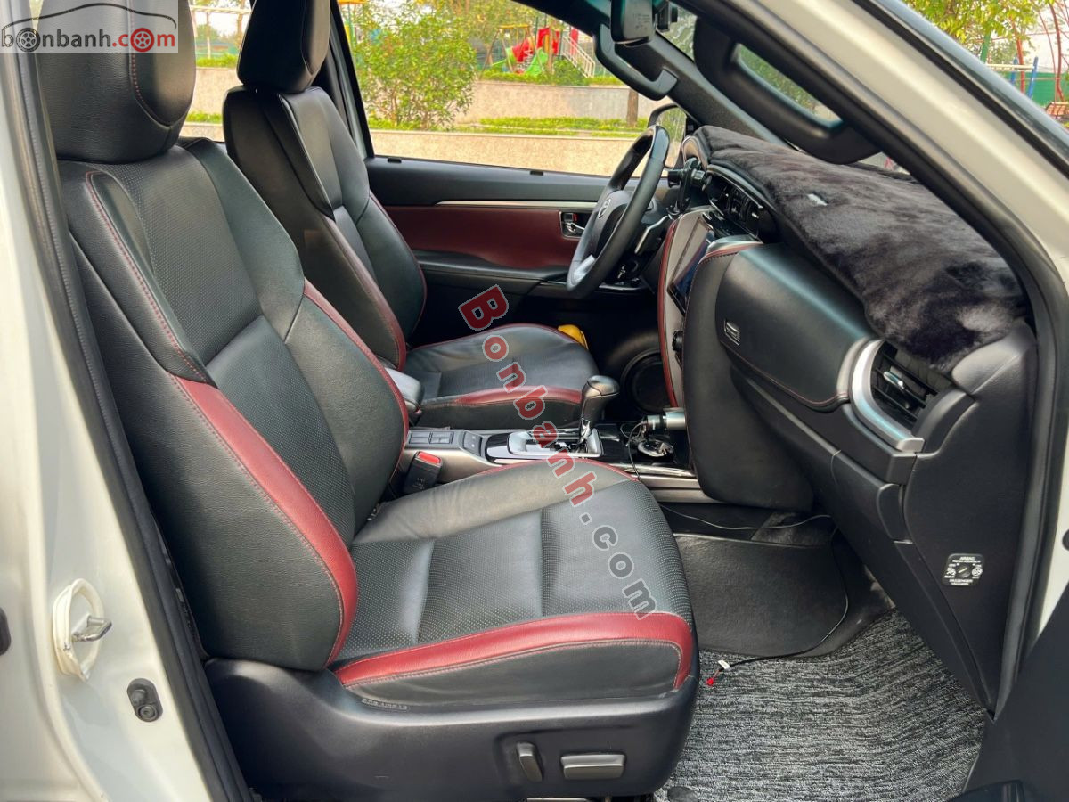 Bán ô tô Toyota Fortuner Legender 2.4L 4x2 AT - 2022 - xe cũ