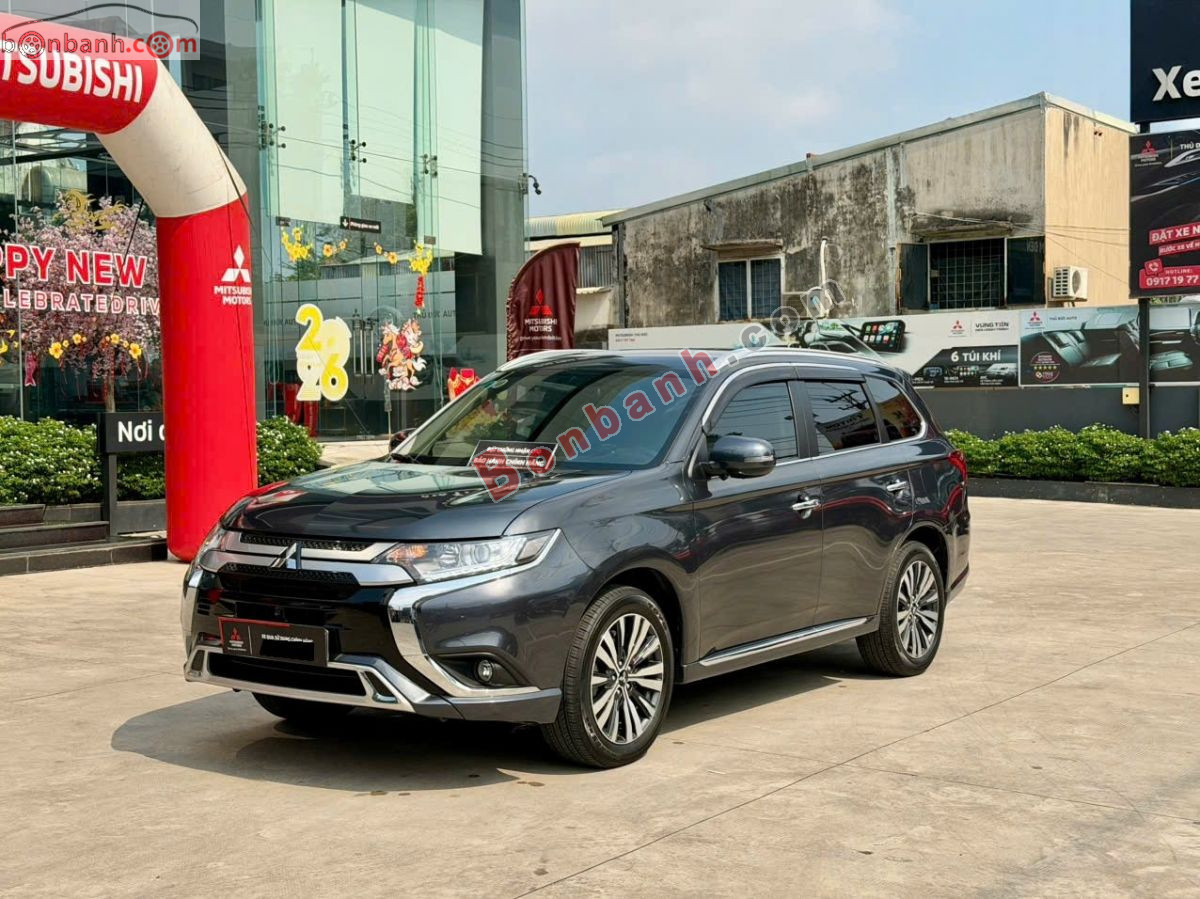 Bán ô tô Mitsubishi Outlander 2.0 CVT - 2022 - xe cũ