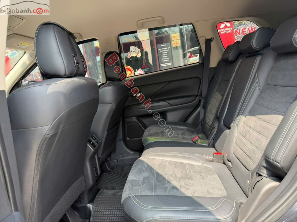 Bán ô tô Mitsubishi Outlander 2.0 CVT - 2022 - xe cũ