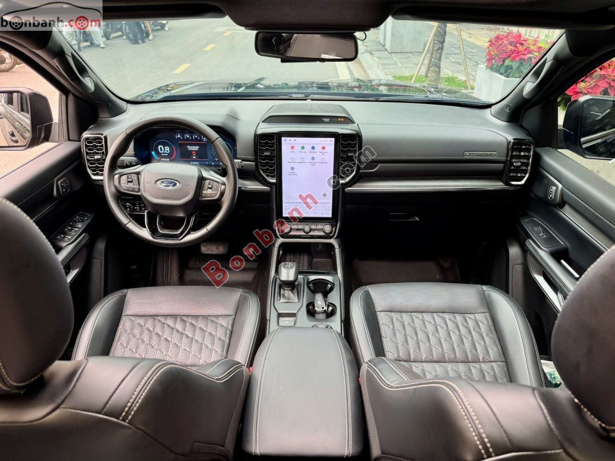 Bán ô tô Ford Everest Platinum 2.0L 4x4 AT - 2025 - xe cũ