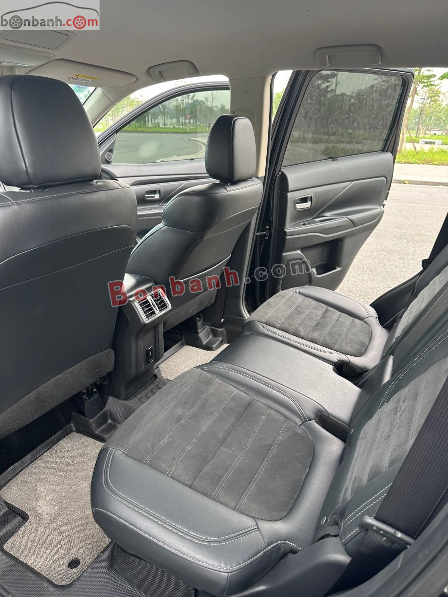 Bán ô tô Mitsubishi Outlander 2.0 CVT - 2022 - xe cũ