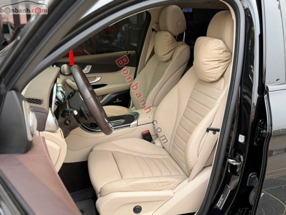 Bán ô tô Mercedes Benz GLC 300 4Matic - 2021 - xe cũ