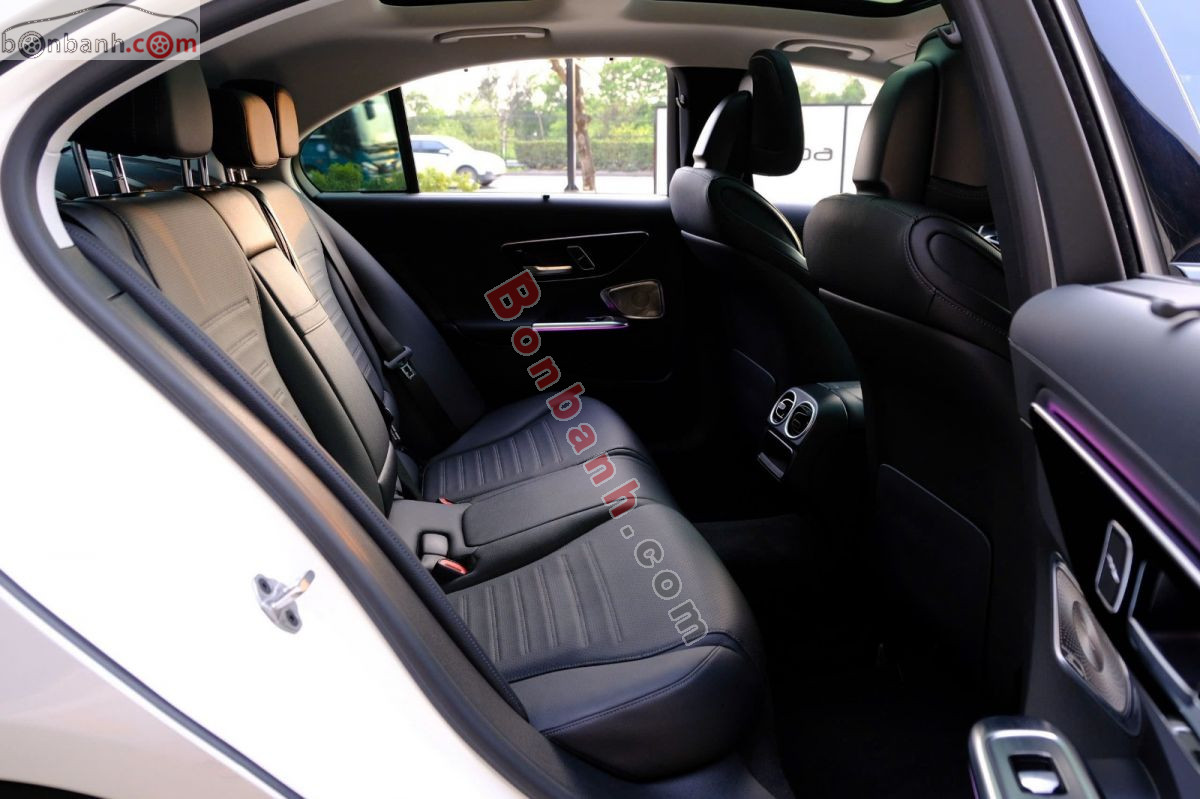 Bán ô tô Mercedes Benz C class C300 AMG - 2021 - xe cũ