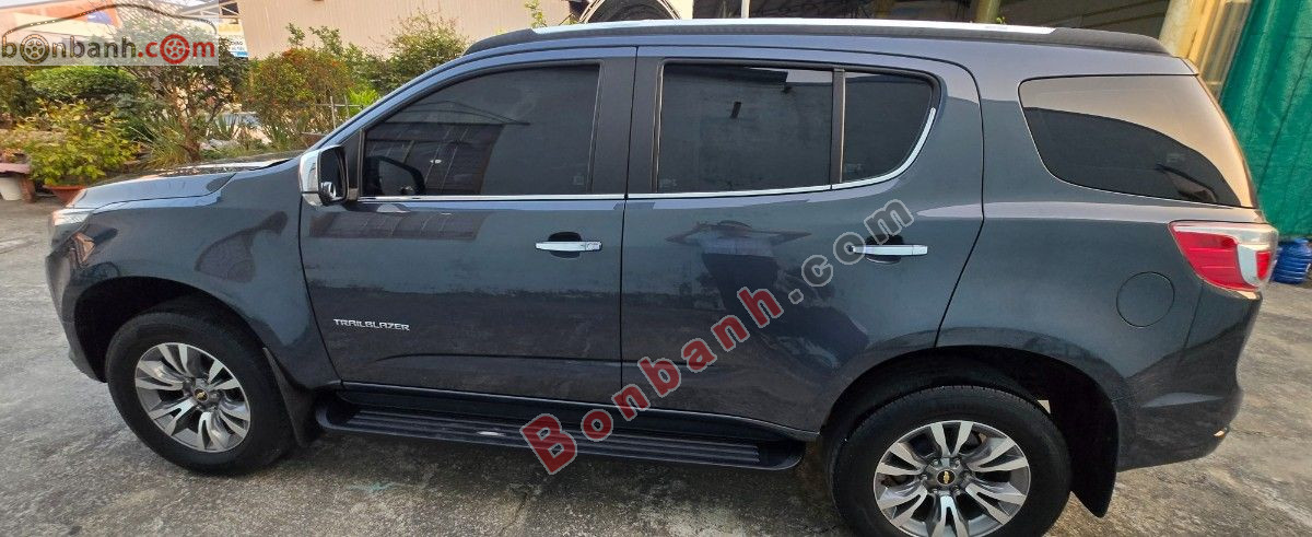 Bán ô tô Chevrolet Trailblazer LTZ 2.5L VGT 4x4 AT - 2018 - xe cũ