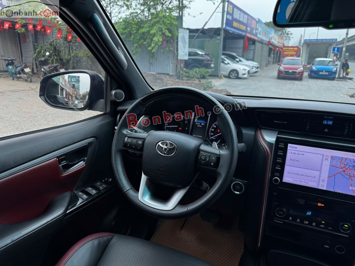 Bán ô tô Toyota Fortuner Legender 2.4L 4x2 AT - 2022 - xe cũ