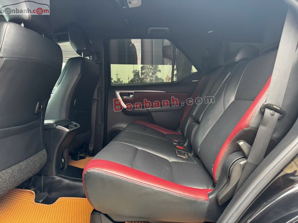 Bán ô tô Toyota Fortuner Legender 2.4L 4x2 AT - 2022 - xe cũ