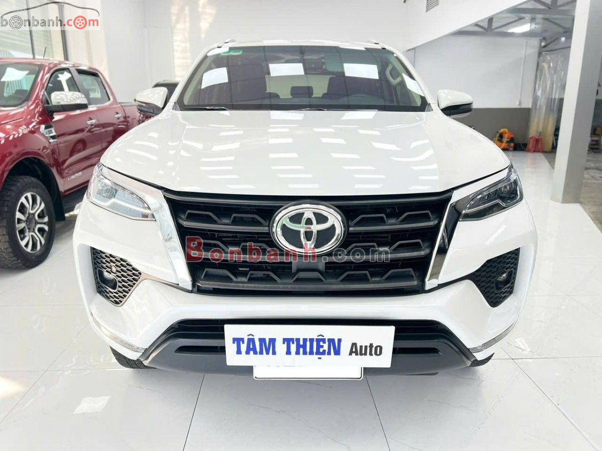 Bán ô tô Toyota Fortuner 2.4L 4x2 AT - 2022 - xe cũ