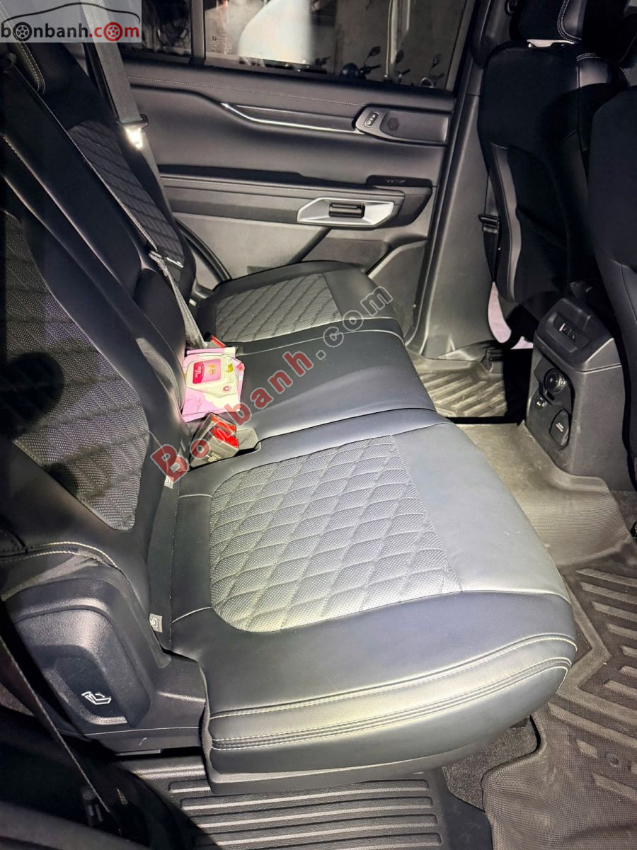 Bán ô tô Ford Everest Platinum 2.0L 4x4 AT - 2025 - xe cũ