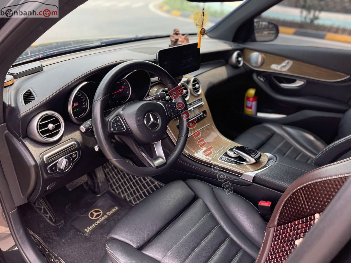 Bán ô tô Mercedes Benz GLC 250 4Matic - 2018 - xe cũ