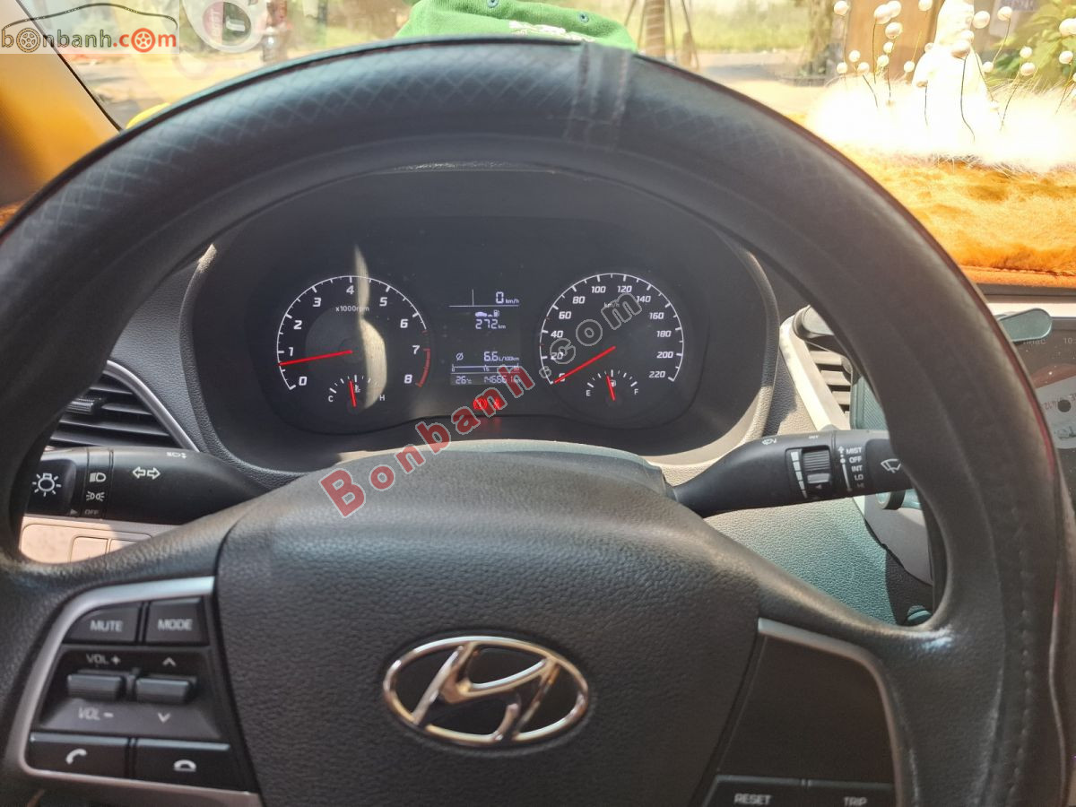 Bán ô tô Hyundai Accent 1.4 MT Tiêu Chuẩn - 2021 - xe cũ