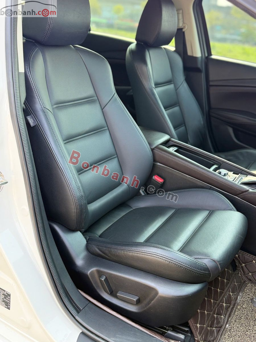 Bán ô tô Mazda 6 Premium 2.0 AT - 2020 - xe cũ