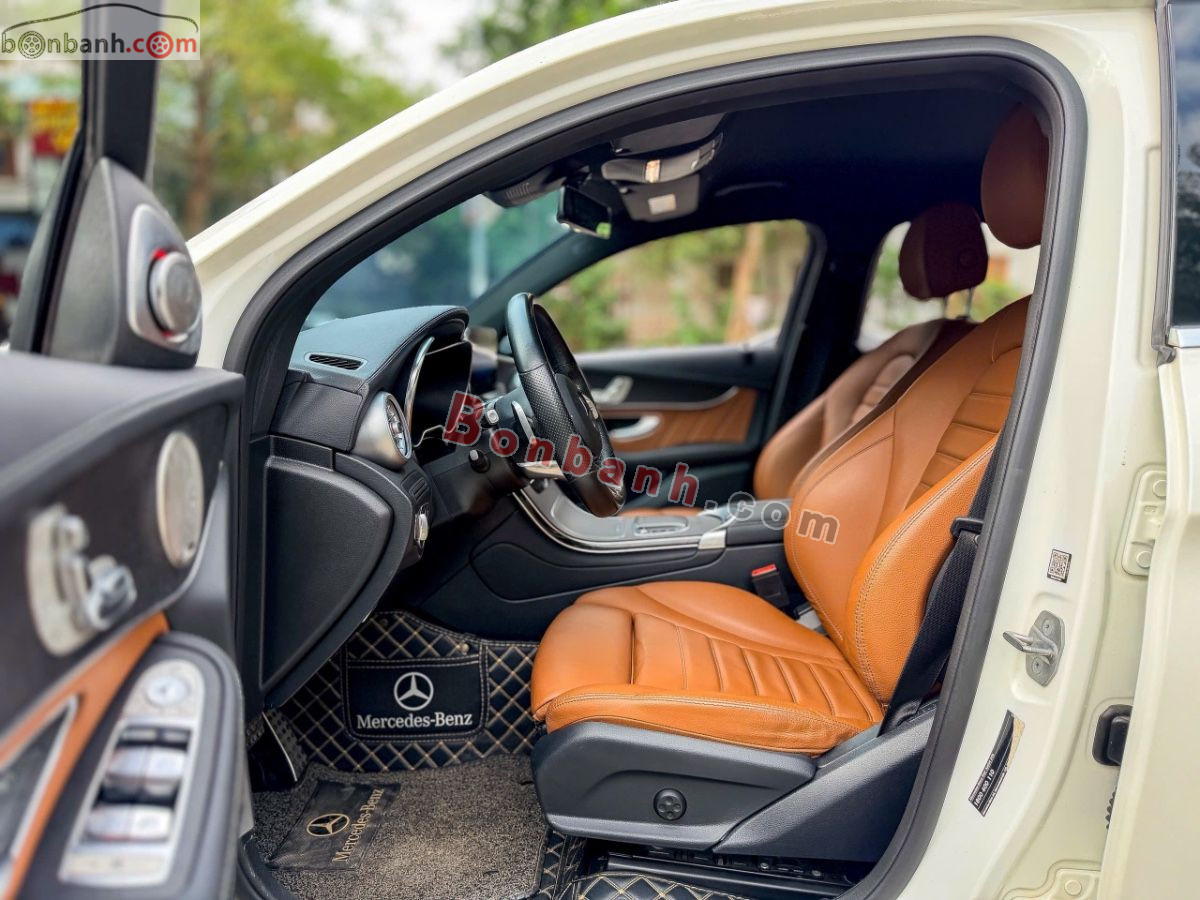 Bán ô tô Mercedes Benz GLC 300 4Matic Coupe - 2021 - xe cũ