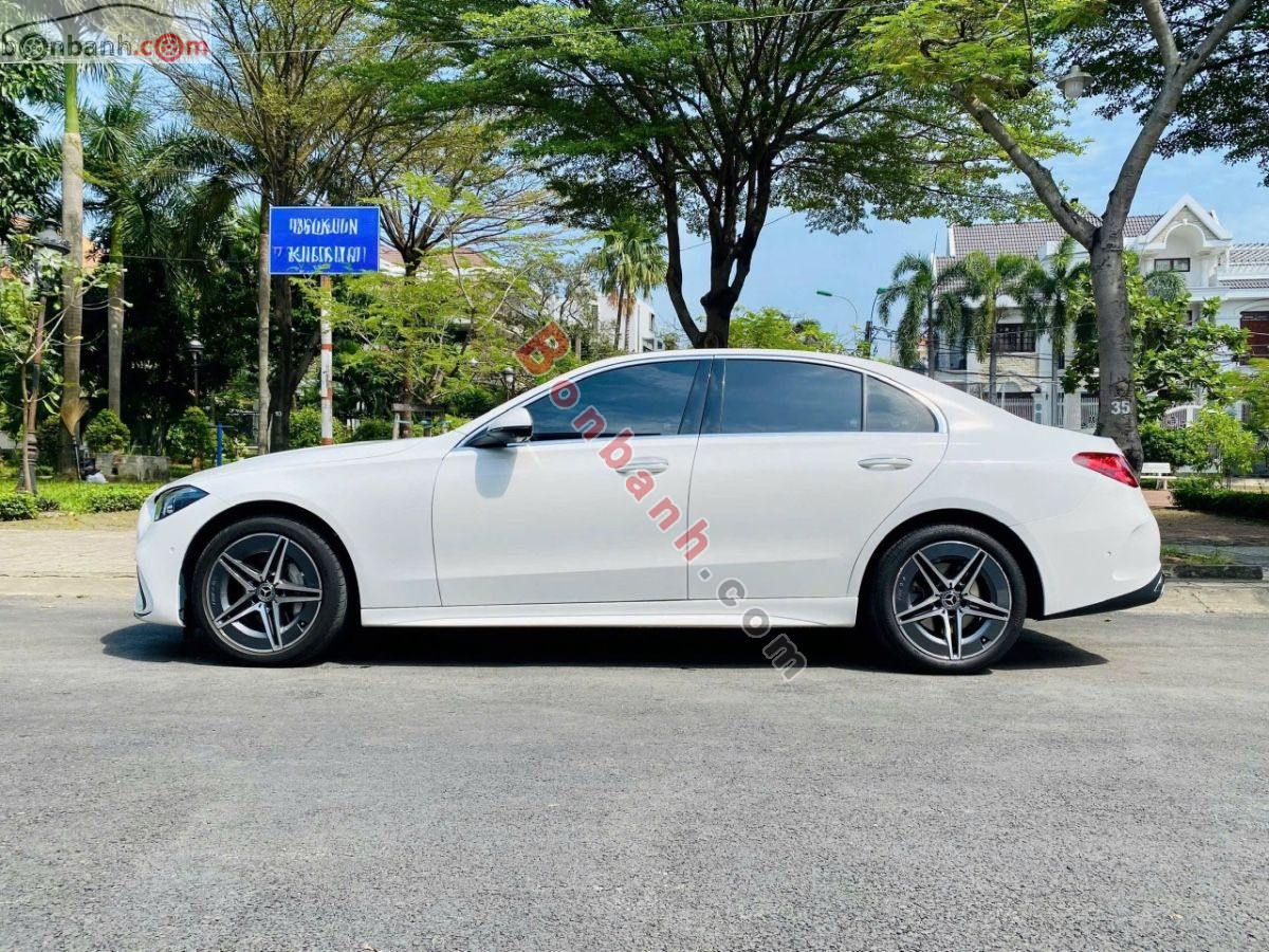 Bán ô tô Mercedes Benz C class C300 AMG - 2022 - xe cũ