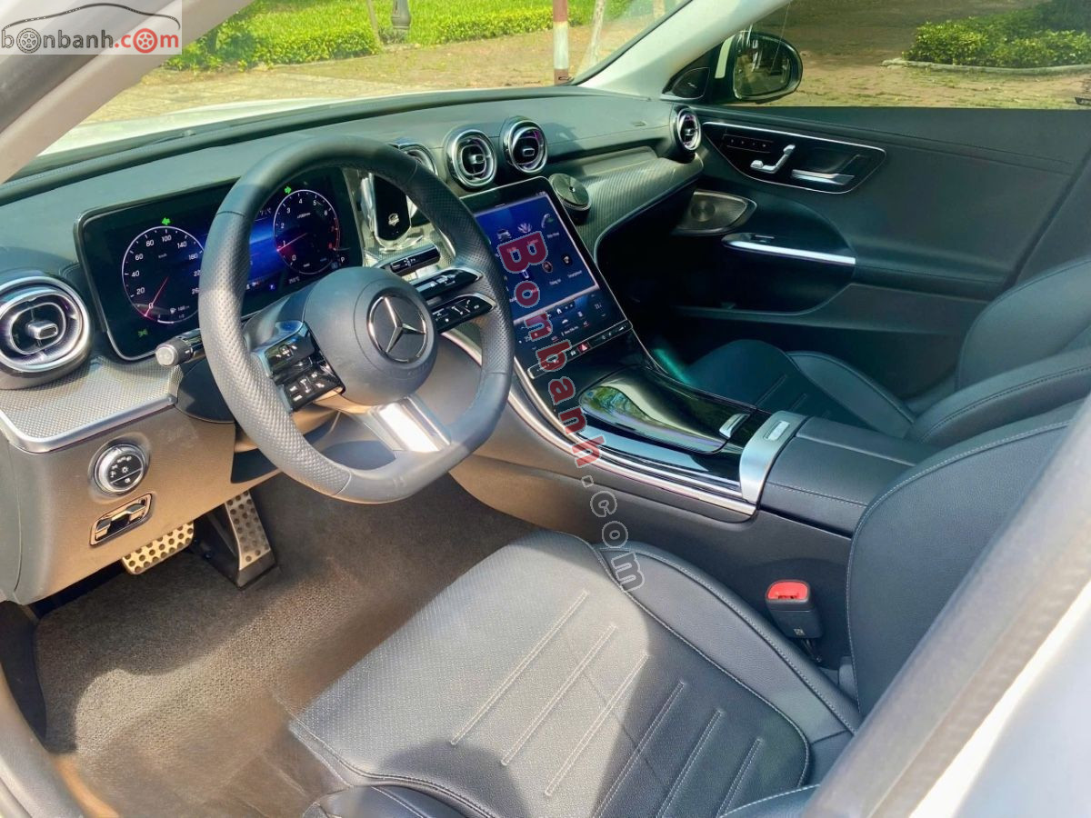 Bán ô tô Mercedes Benz C class C300 AMG - 2022 - xe cũ
