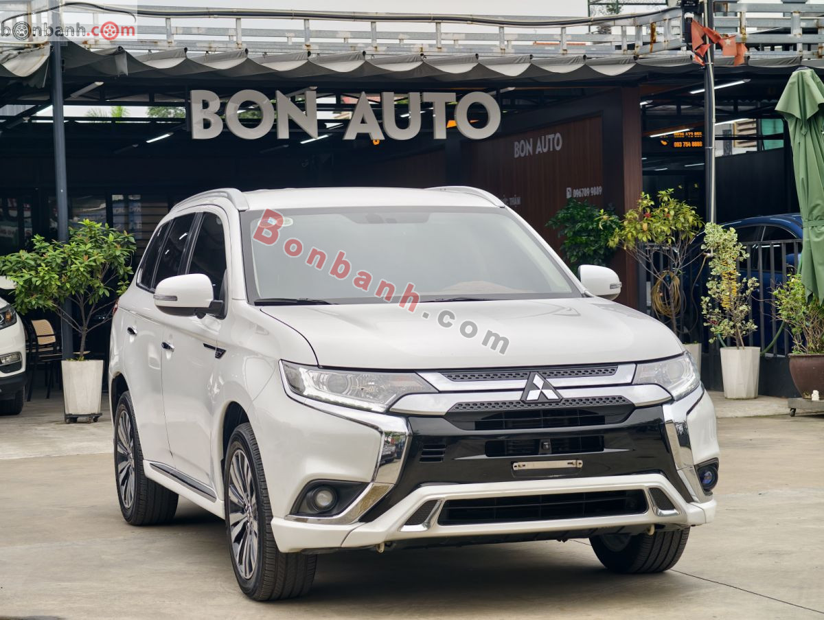 Bán ô tô Mitsubishi Outlander 2.0 CVT - 2022 - xe cũ