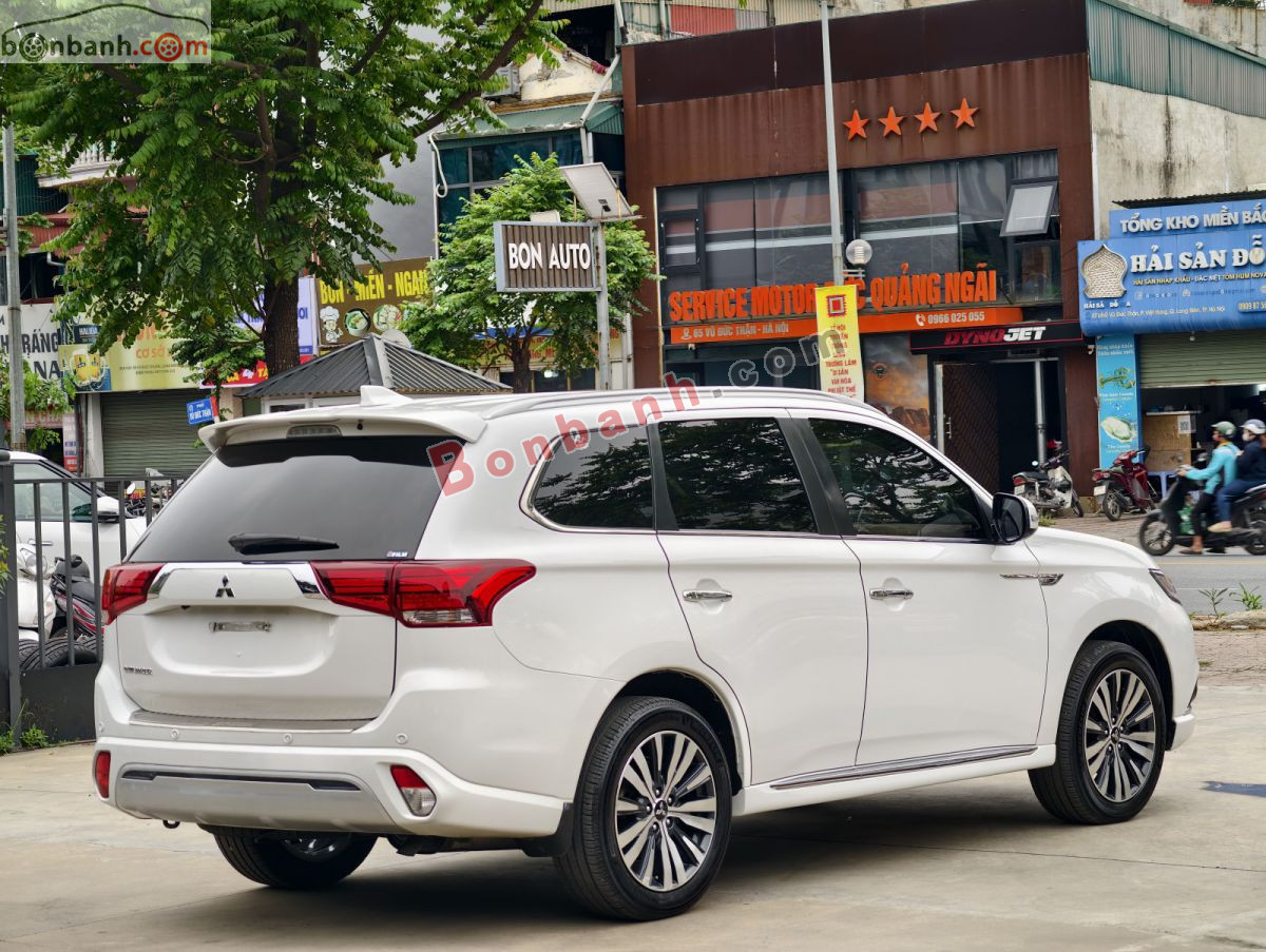 Bán ô tô Mitsubishi Outlander 2.0 CVT - 2022 - xe cũ