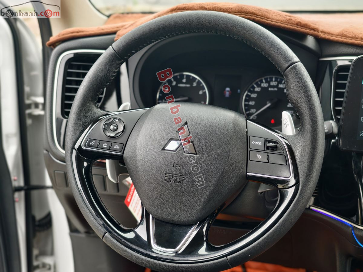 Bán ô tô Mitsubishi Outlander 2.0 CVT - 2022 - xe cũ