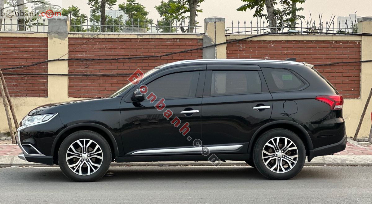 Bán ô tô Mitsubishi Outlander 2.0 CVT - 2019 - xe cũ