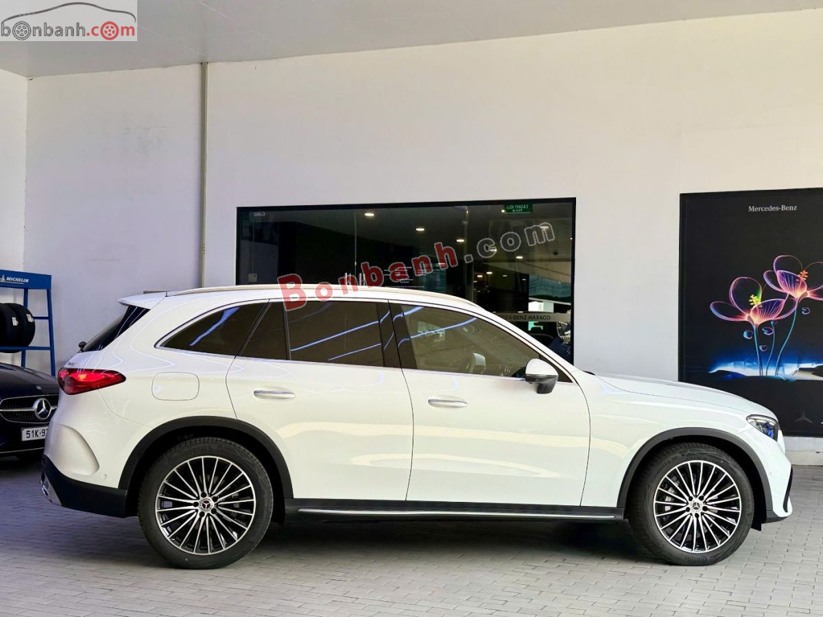 Bán ô tô Mercedes Benz GLC 300 4Matic - 2023 - xe cũ