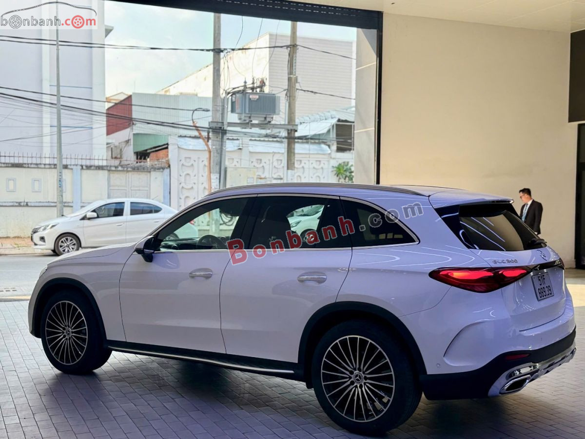 Bán ô tô Mercedes Benz GLC 300 4Matic - 2023 - xe cũ