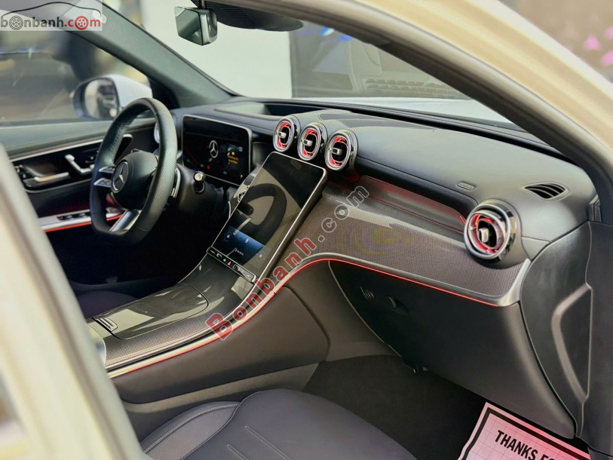 Bán ô tô Mercedes Benz GLC 300 4Matic - 2023 - xe cũ