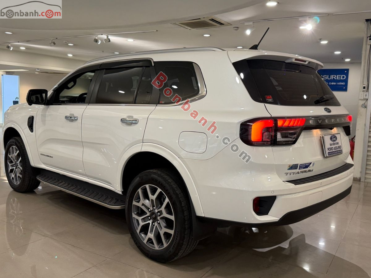 Bán ô tô Ford Everest Titanium 2.0L 4x2 AT - 2024 - xe cũ