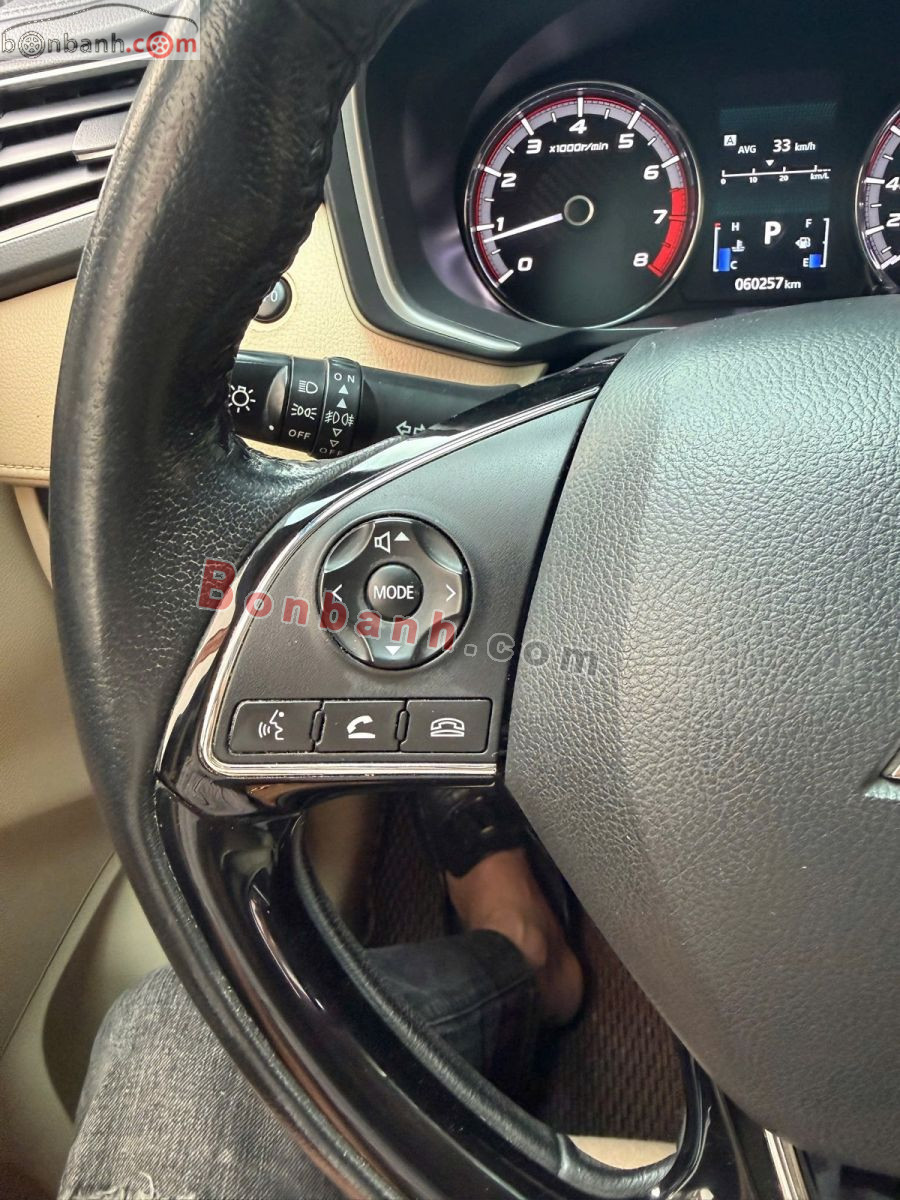 Bán ô tô Mitsubishi Xpander 1.5 AT - 2019 - xe cũ