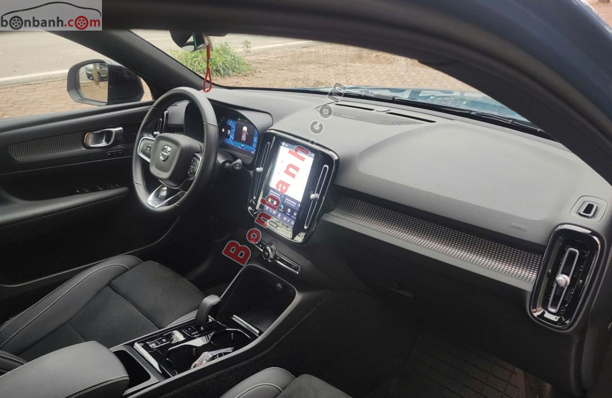 Bán ô tô Volvo XC40 Ultimate B5 AWD - 2023 - xe cũ