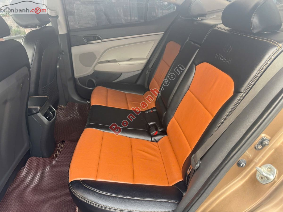 Bán ô tô Hyundai Elantra 1.6 MT - 2017 - xe cũ