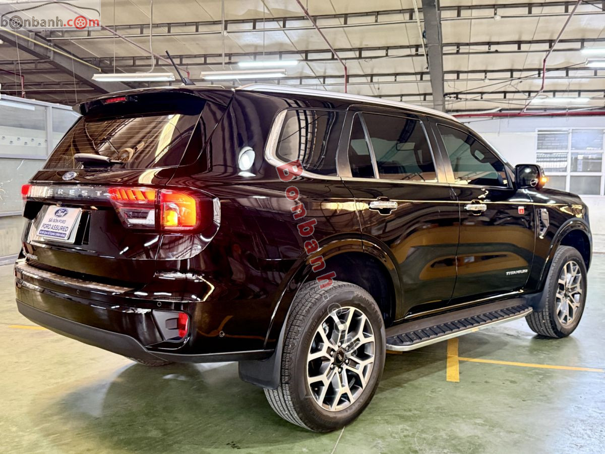 Bán ô tô Ford Everest Titanium Plus 2.0L 4x4 AT - 2024 - xe cũ