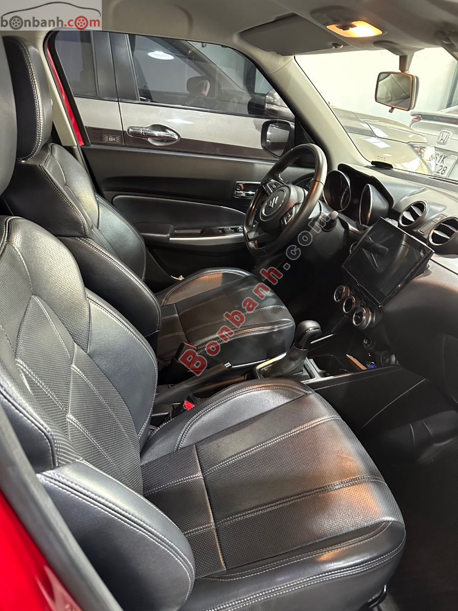 Bán ô tô Suzuki Swift GLX 1.2 AT - 2022 - xe cũ