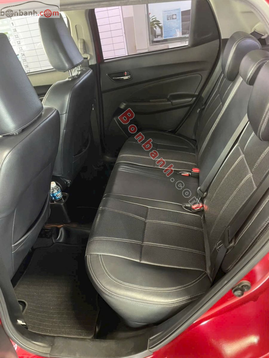 Bán ô tô Suzuki Swift GLX 1.2 AT - 2022 - xe cũ