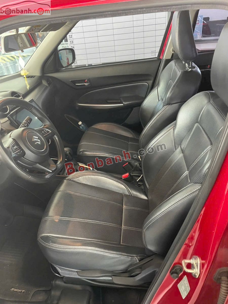 Bán ô tô Suzuki Swift GLX 1.2 AT - 2022 - xe cũ