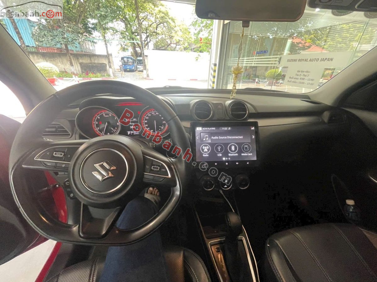 Bán ô tô Suzuki Swift GLX 1.2 AT - 2022 - xe cũ