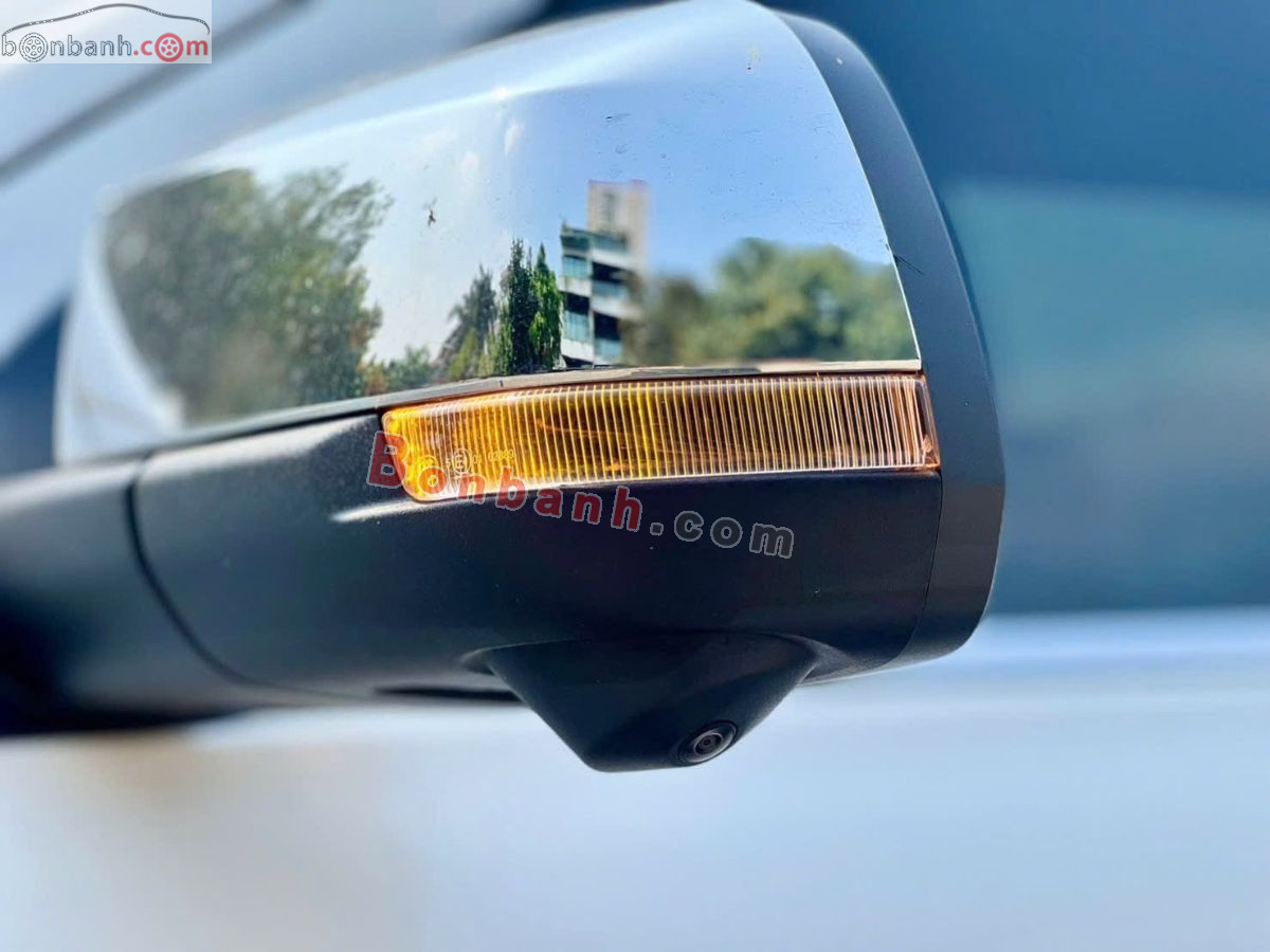 Bán ô tô Ford Everest Titanium 2.0L 4x2 AT - 2023 - xe cũ