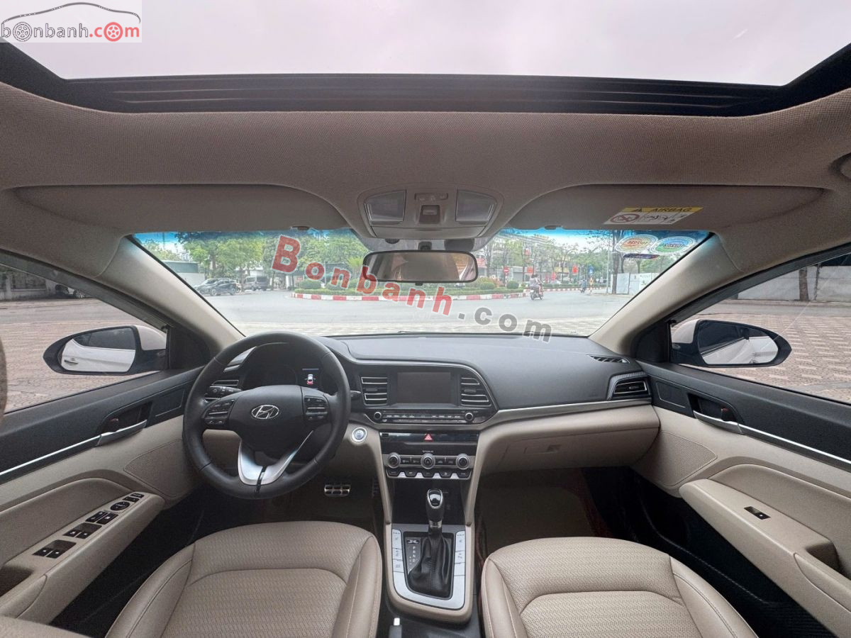 Bán ô tô Hyundai Elantra 2.0 AT - 2022 - xe cũ