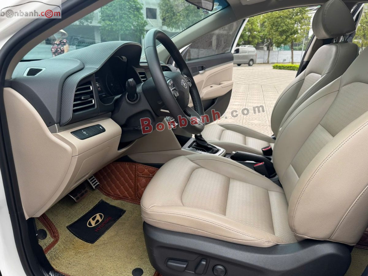 Bán ô tô Hyundai Elantra 2.0 AT - 2022 - xe cũ