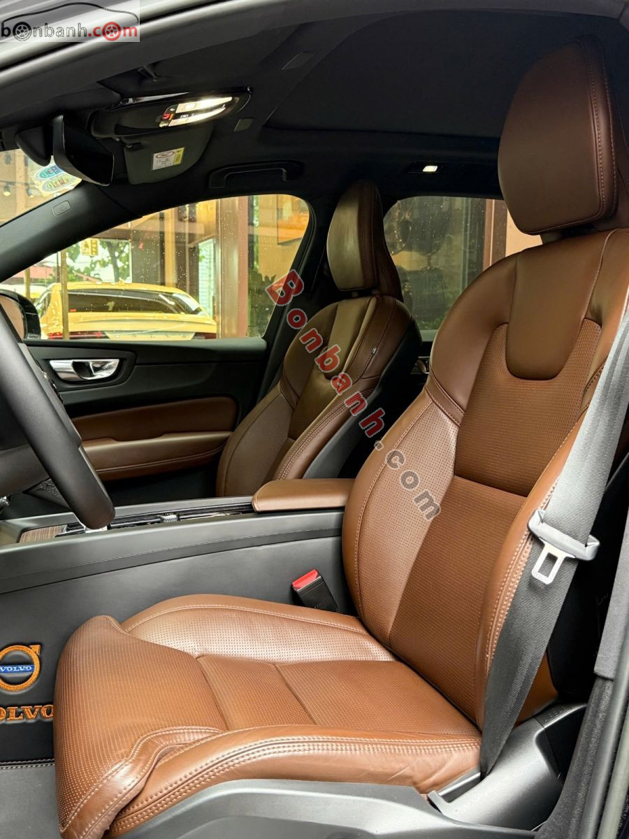 Bán ô tô Volvo XC60 Recharge T8 AWD - 2022 - xe cũ